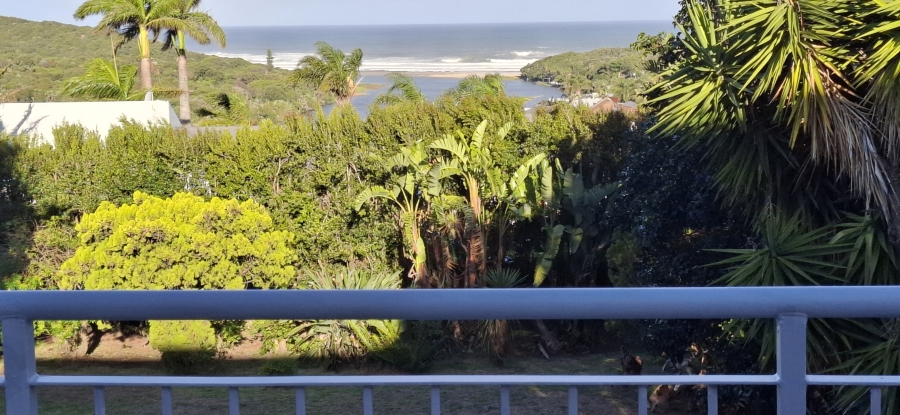 4 Bedroom Property for Sale in Beacon Bay Eastern Cape